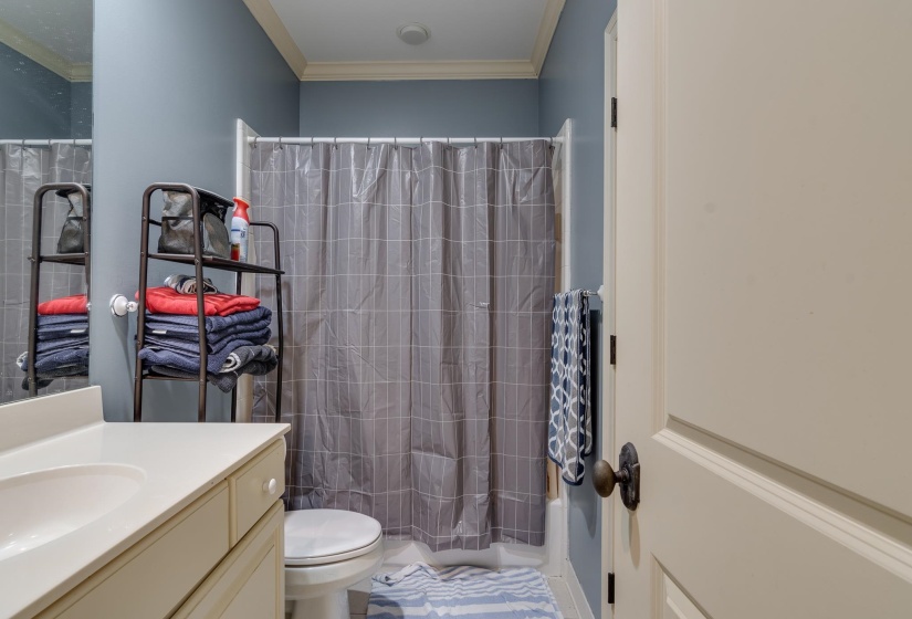 226 WHITE STATION RD, Memphis, Tennessee 38117, 4 Bedroom Bedrooms, 9 Room Rooms,3.1 BathroomBathrooms,Residential,For Sale,WHITE STATION,0,10191008