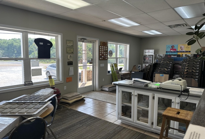 455 MAIN ST, Parsons, Tennessee 38363, ,Commercial/industrial,For Sale,MAIN,10191216