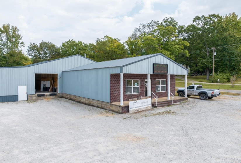 455 MAIN ST, Parsons, Tennessee 38363, ,Commercial/industrial,For Sale,MAIN,10191216