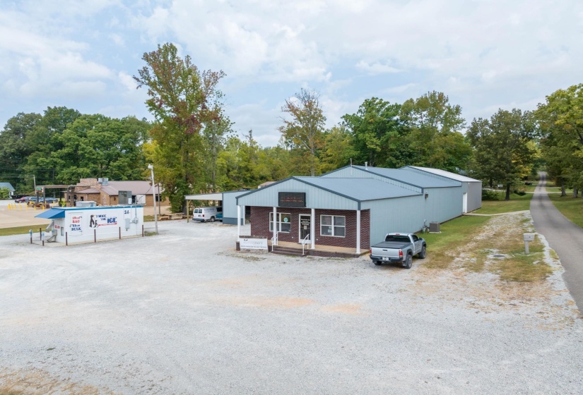 455 MAIN ST, Parsons, Tennessee 38363, ,Commercial/industrial,For Sale,MAIN,10191216