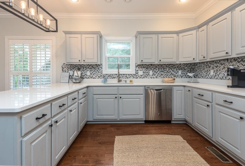 455 LAKESHORE DR, Counce, Tennessee 38326, 3 Bedrooms Bedrooms, 8 Rooms Rooms,2.1 BathroomsBathrooms,Residential,For Sale,LAKESHORE,10191809