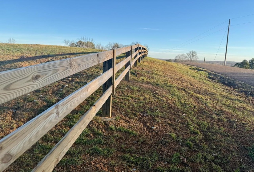 View of home's community with a rural view