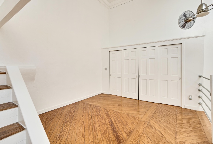 107 FRONT ST, Memphis, Tennessee 38103, 2 Bedrooms Bedrooms, 6 Rooms Rooms,2 BathroomsBathrooms,Residential,For Sale,FRONT,10192038