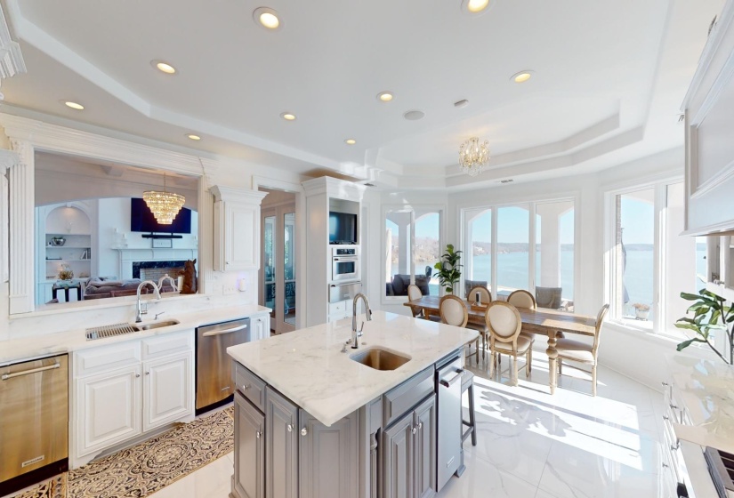 315 ANCHOR BAY PT, Savannah, Tennessee 38372, 5 Bedrooms Bedrooms, 16 Rooms Rooms,4.1 BathroomsBathrooms,Residential,For Sale,ANCHOR BAY,10192323