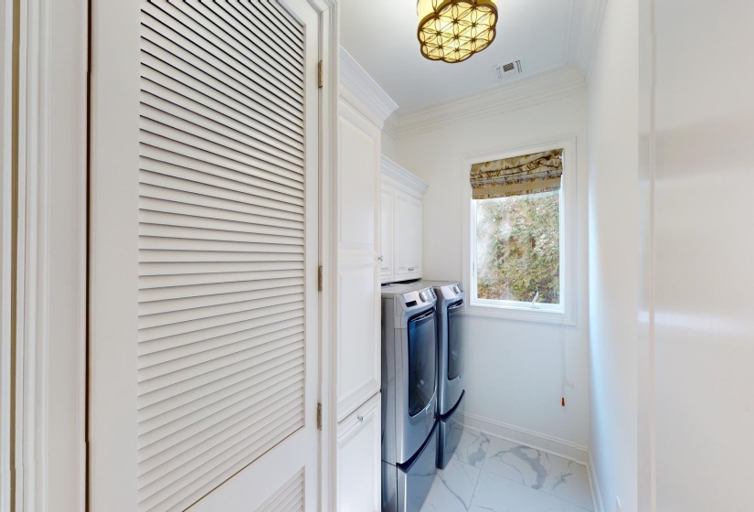 315 ANCHOR BAY PT, Savannah, Tennessee 38372, 5 Bedrooms Bedrooms, 16 Rooms Rooms,4.1 BathroomsBathrooms,Residential,For Sale,ANCHOR BAY,10192323