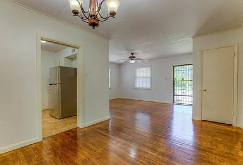 1175 MT MORIAH RD, Memphis, Tennessee 38117, 4 Bedrooms Bedrooms, 7 Rooms Rooms,2 BathroomsBathrooms,Residential,For Sale,MT MORIAH,10192573