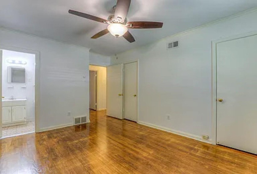 1175 MT MORIAH RD, Memphis, Tennessee 38117, 4 Bedrooms Bedrooms, 7 Rooms Rooms,2 BathroomsBathrooms,Residential,For Sale,MT MORIAH,10192573