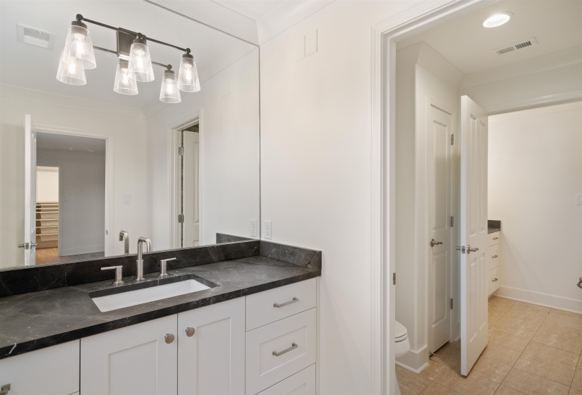 1640 QUINN RD, Collierville, Tennessee 38017, 5 Bedrooms Bedrooms, 11 Rooms Rooms,6.1 BathroomsBathrooms,Residential,For Sale,QUINN,10187125