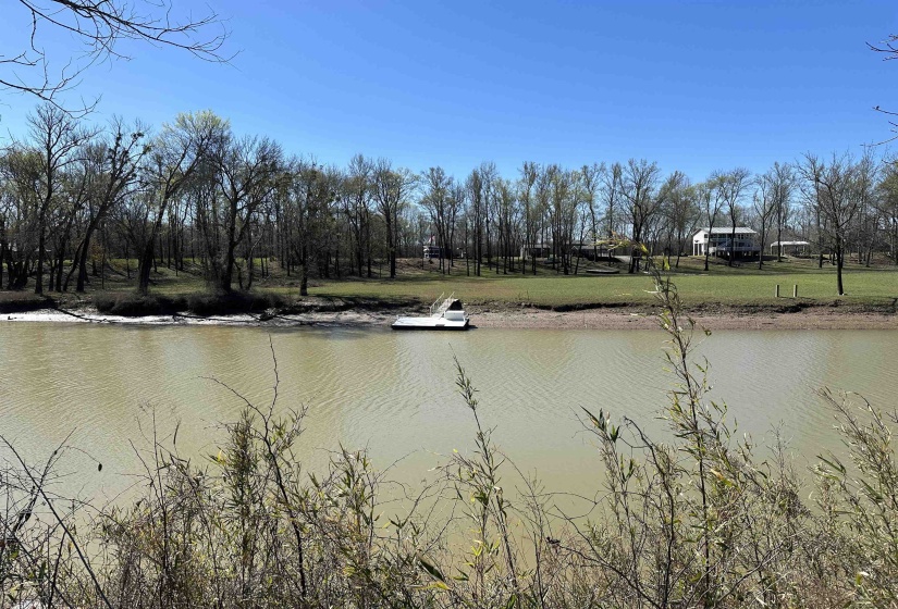 110 CRAVENS RD, Savannah, Tennessee 38372, ,Land,For Sale,CRAVENS,10192868