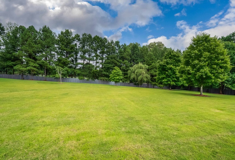 9916 LEGENDS DR, Collierville, Tennessee 38139, 5 Bedrooms Bedrooms, 14 Rooms Rooms,6.2 BathroomsBathrooms,Residential,For Sale,LEGENDS,10192964