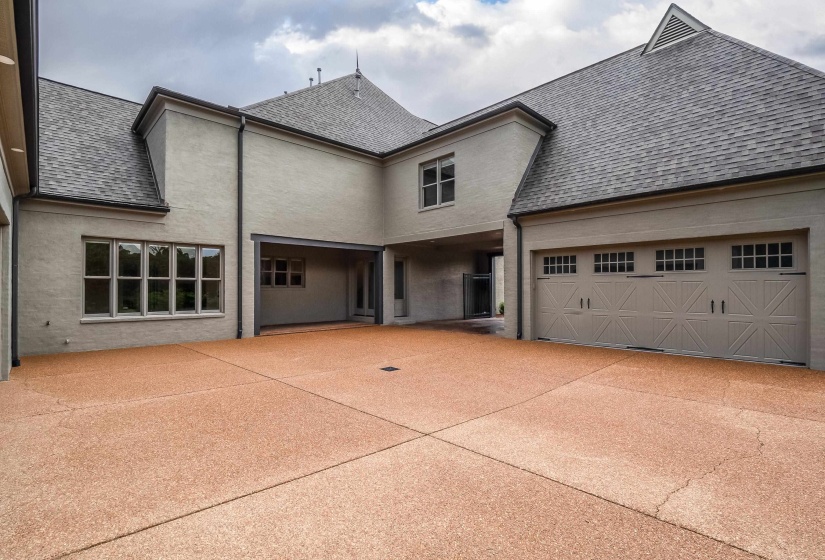 9916 LEGENDS DR, Collierville, Tennessee 38139, 5 Bedrooms Bedrooms, 14 Rooms Rooms,6.2 BathroomsBathrooms,Residential,For Sale,LEGENDS,10192964