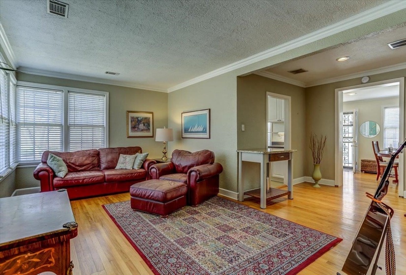 428 SWAN RIDGE CIR, Memphis, Tennessee 38122, 3 Bedrooms Bedrooms, 7 Rooms Rooms,1.1 BathroomsBathrooms,Residential,For Sale,SWAN RIDGE,10193054