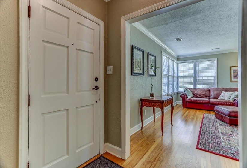 428 SWAN RIDGE CIR, Memphis, Tennessee 38122, 3 Bedrooms Bedrooms, 7 Rooms Rooms,1.1 BathroomsBathrooms,Residential,For Sale,SWAN RIDGE,10193054