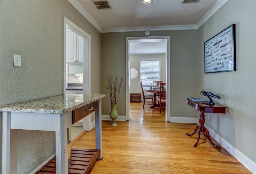 428 SWAN RIDGE CIR, Memphis, Tennessee 38122, 3 Bedrooms Bedrooms, 7 Rooms Rooms,1.1 BathroomsBathrooms,Residential,For Sale,SWAN RIDGE,10193054