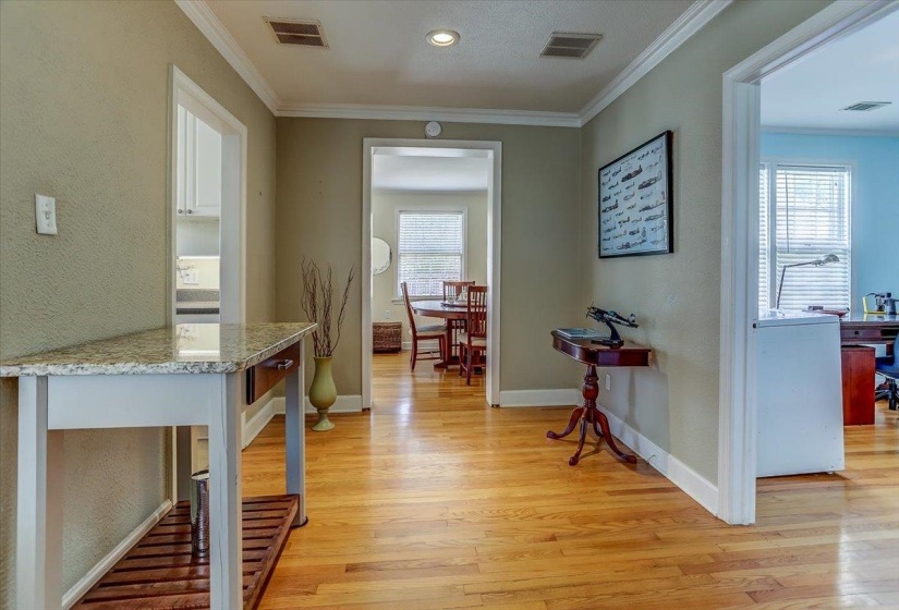 428 SWAN RIDGE CIR, Memphis, Tennessee 38122, 3 Bedrooms Bedrooms, 7 Rooms Rooms,1.1 BathroomsBathrooms,Residential,For Sale,SWAN RIDGE,10193054