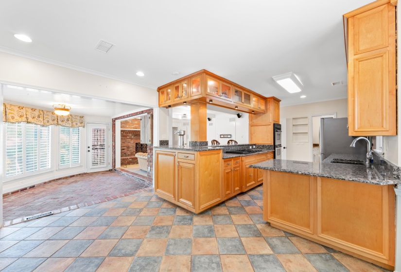 Breakfast area with view of sun room
