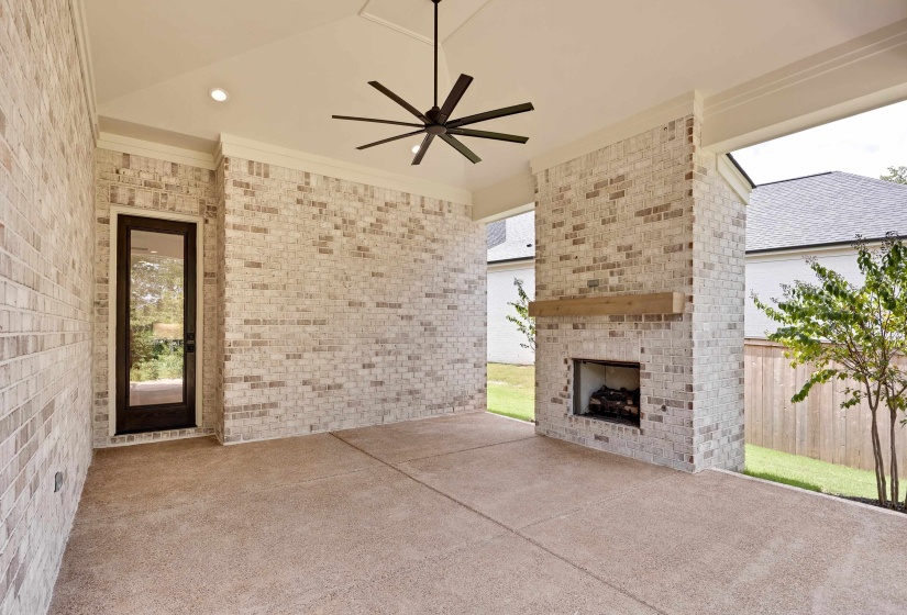 65 MAGNOLIA RIDGE DR, Rossville, Tennessee 38066, 3 Bedrooms Bedrooms, 8 Rooms Rooms,3 BathroomsBathrooms,Residential,For Sale,MAGNOLIA RIDGE,10193250