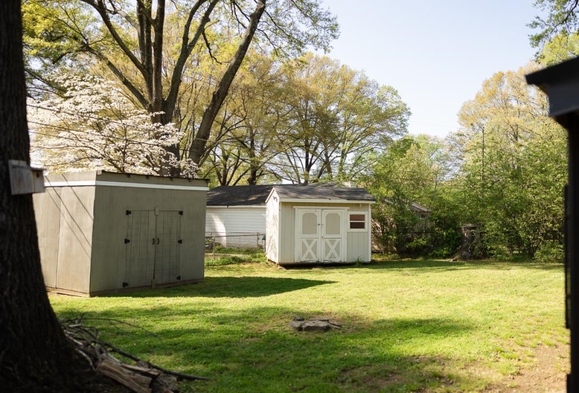 1089 IVY RD, Memphis, Tennessee 38117, 3 Bedrooms Bedrooms, 6 Rooms Rooms,2 BathroomsBathrooms,Residential,For Sale,IVY,10193426