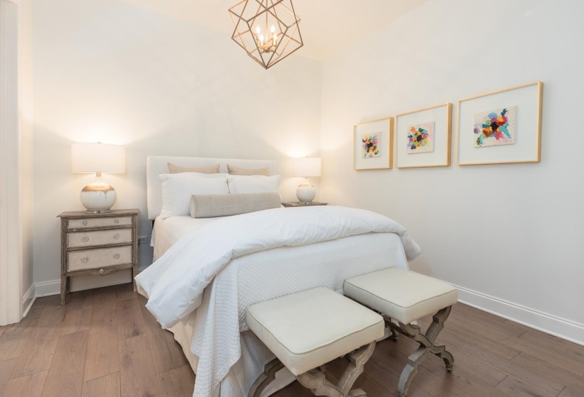 717 RIVERSIDE DR, Memphis, Tennessee 38103, 3 Bedrooms Bedrooms, 6 Rooms Rooms,3 BathroomsBathrooms,Residential,For Sale,RIVERSIDE,10193512