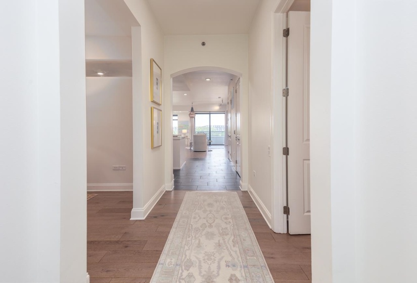 717 RIVERSIDE DR, Memphis, Tennessee 38103, 3 Bedrooms Bedrooms, 6 Rooms Rooms,3 BathroomsBathrooms,Residential,For Sale,RIVERSIDE,10193512