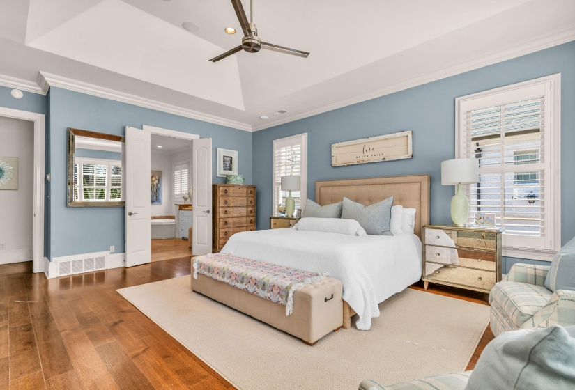 9125 BELLE FLEURS CV, Germantown, Tennessee 38139, 5 Bedrooms Bedrooms, 12 Rooms Rooms,4.2 BathroomsBathrooms,Residential,For Sale,BELLE FLEURS,10193659
