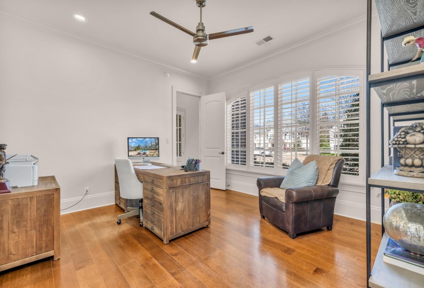 9125 BELLE FLEURS CV, Germantown, Tennessee 38139, 5 Bedrooms Bedrooms, 12 Rooms Rooms,4.2 BathroomsBathrooms,Residential,For Sale,BELLE FLEURS,10193659