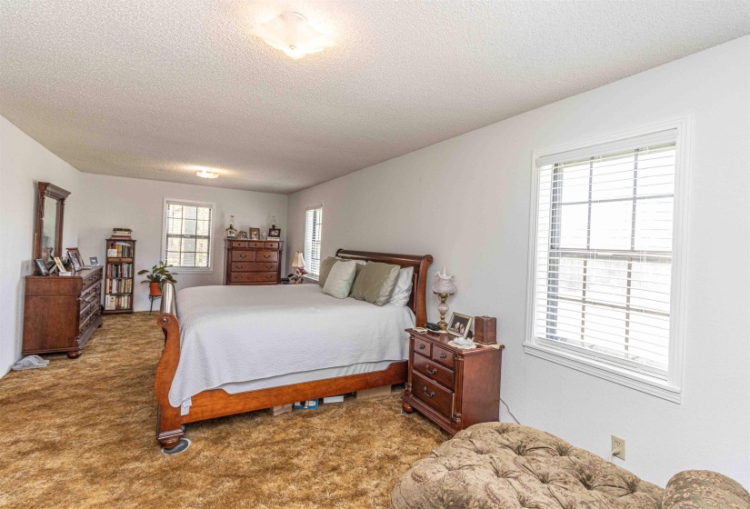 142 TREECE ST, Selmer, Tennessee 38375, 3 Bedrooms Bedrooms, 11 Rooms Rooms,3 BathroomsBathrooms,Residential,For Sale,TREECE,10193709