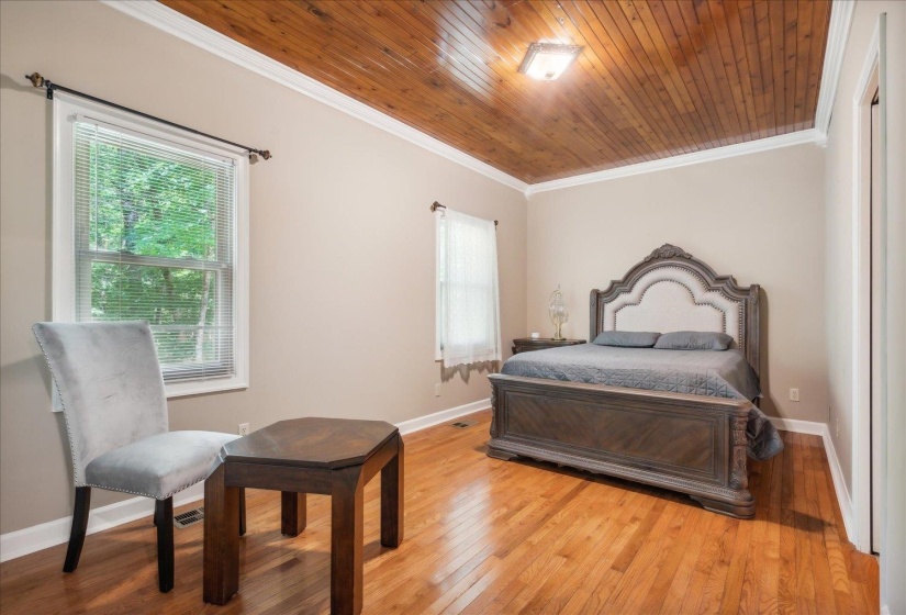 9280 ELLEN DAVIES DR, Bartlett, Tennessee 38133, 6 Bedrooms Bedrooms, 12 Rooms Rooms,5.1 BathroomsBathrooms,Residential,For Sale,ELLEN DAVIES,10193757