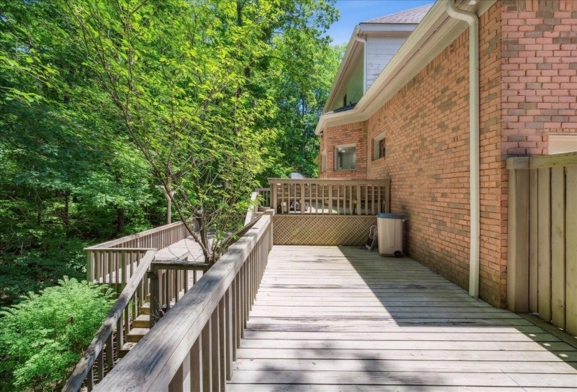 9280 ELLEN DAVIES DR, Bartlett, Tennessee 38133, 6 Bedrooms Bedrooms, 12 Rooms Rooms,5.1 BathroomsBathrooms,Residential,For Sale,ELLEN DAVIES,10193757