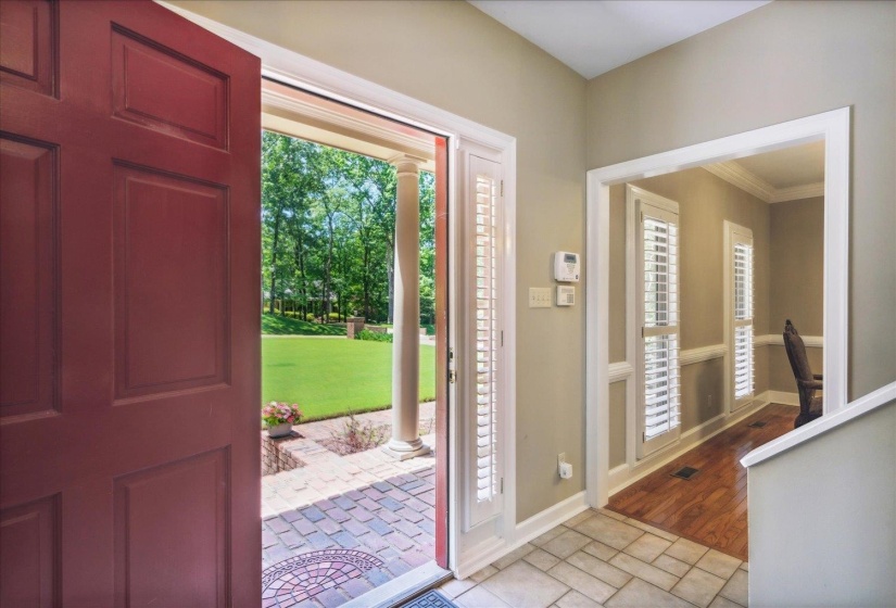 9280 ELLEN DAVIES DR, Bartlett, Tennessee 38133, 6 Bedrooms Bedrooms, 12 Rooms Rooms,5.1 BathroomsBathrooms,Residential,For Sale,ELLEN DAVIES,10193757