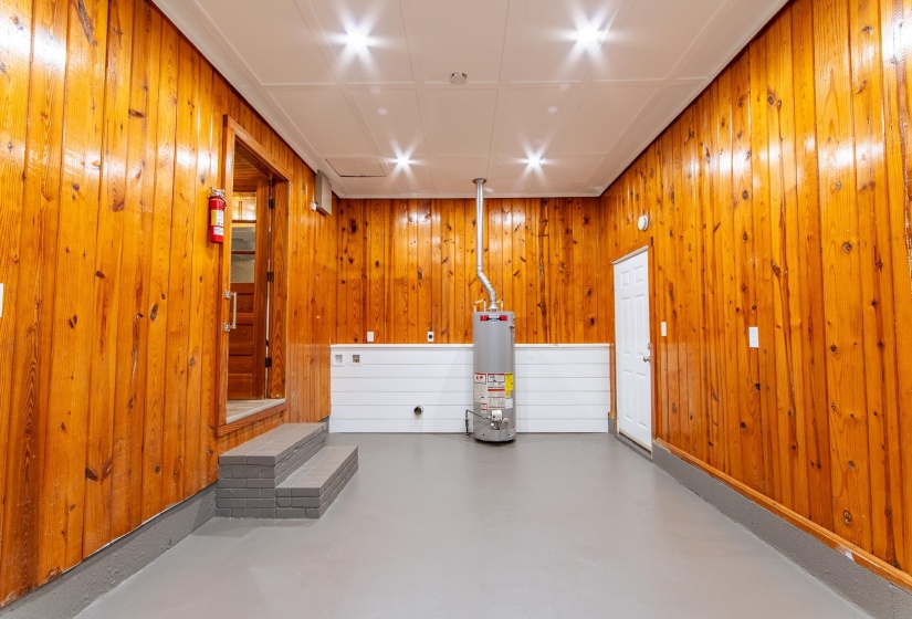 370 BOWEN DR, Savannah, Tennessee 38372, 3 Bedrooms Bedrooms, 9 Rooms Rooms,3 BathroomsBathrooms,Residential,For Sale,BOWEN,10193853