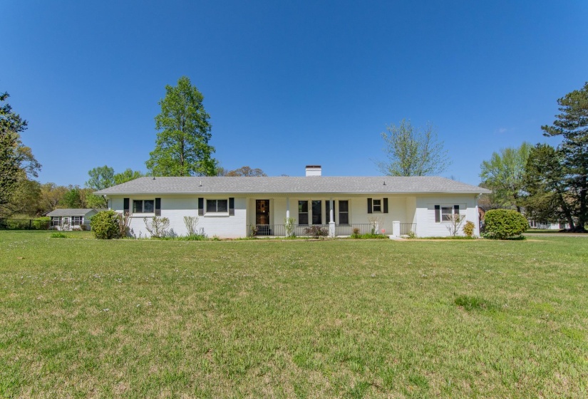 370 BOWEN DR, Savannah, Tennessee 38372, 3 Bedrooms Bedrooms, 9 Rooms Rooms,3 BathroomsBathrooms,Residential,For Sale,BOWEN,10193853