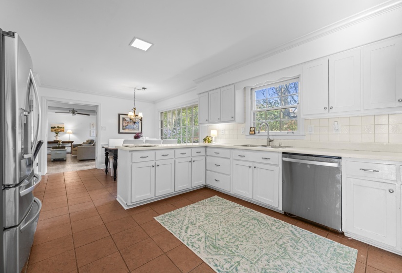 2264 FOREST GROVE CV, Memphis, Tennessee 38119, 5 Bedrooms Bedrooms, 9 Rooms Rooms,3.1 BathroomsBathrooms,Residential,For Sale,FOREST GROVE,10193862