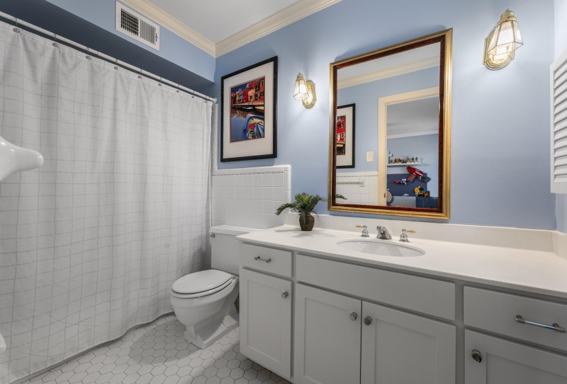 2264 FOREST GROVE CV, Memphis, Tennessee 38119, 5 Bedrooms Bedrooms, 9 Rooms Rooms,3.1 BathroomsBathrooms,Residential,For Sale,FOREST GROVE,10193862