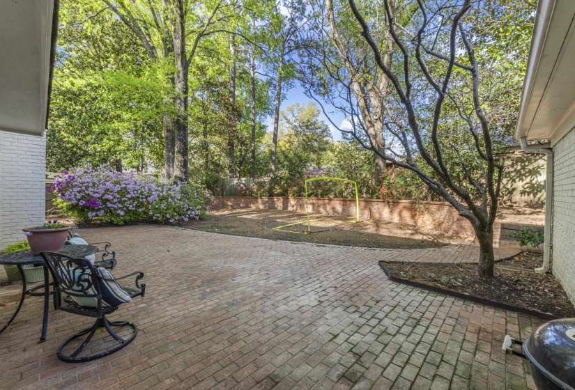 2264 FOREST GROVE CV, Memphis, Tennessee 38119, 5 Bedrooms Bedrooms, 9 Rooms Rooms,3.1 BathroomsBathrooms,Residential,For Sale,FOREST GROVE,10193862