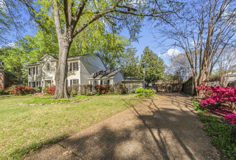 2264 FOREST GROVE CV, Memphis, Tennessee 38119, 5 Bedrooms Bedrooms, 9 Rooms Rooms,3.1 BathroomsBathrooms,Residential,For Sale,FOREST GROVE,10193862