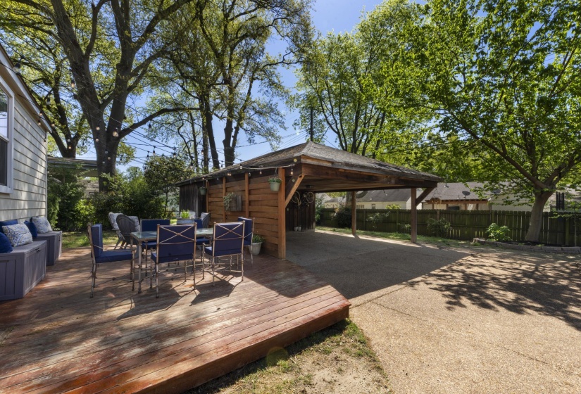 3539 CHARLESWOOD AVE, Memphis, Tennessee 38122, 3 Bedrooms Bedrooms, 7 Rooms Rooms,2 BathroomsBathrooms,Residential,For Sale,CHARLESWOOD,10193909