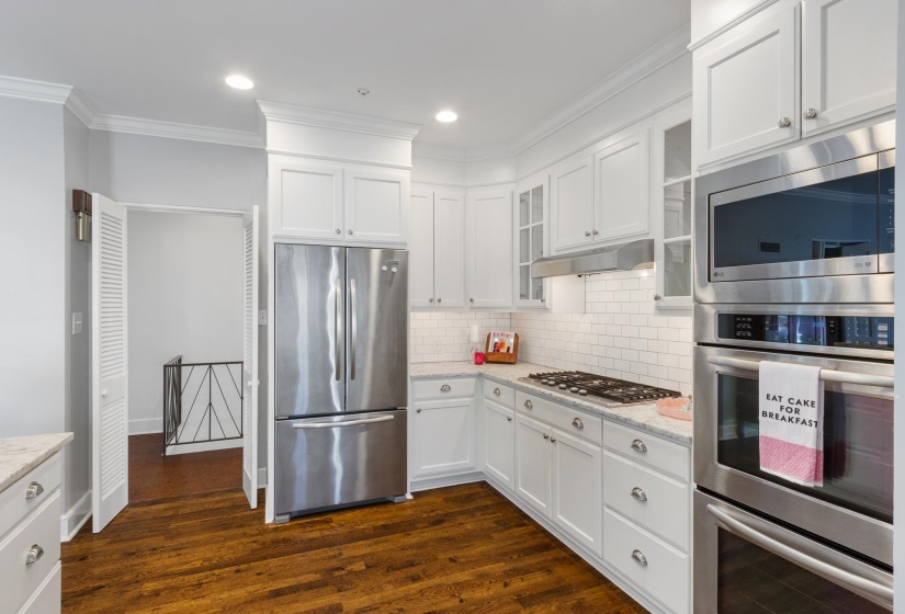 155 ROSE RD, Memphis, Tennessee 38117, 4 Bedrooms Bedrooms, 10 Rooms Rooms,3 BathroomsBathrooms,Residential,For Sale,ROSE,10193950