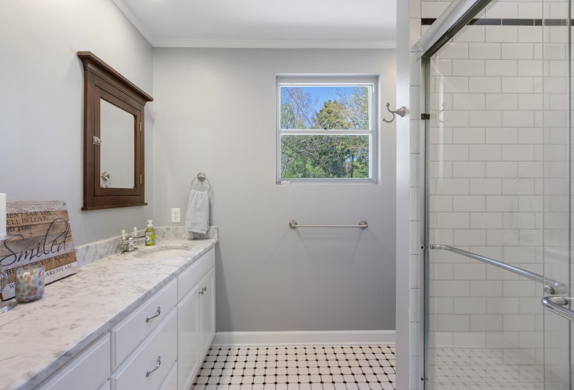 155 ROSE RD, Memphis, Tennessee 38117, 4 Bedrooms Bedrooms, 10 Rooms Rooms,3 BathroomsBathrooms,Residential,For Sale,ROSE,10193950