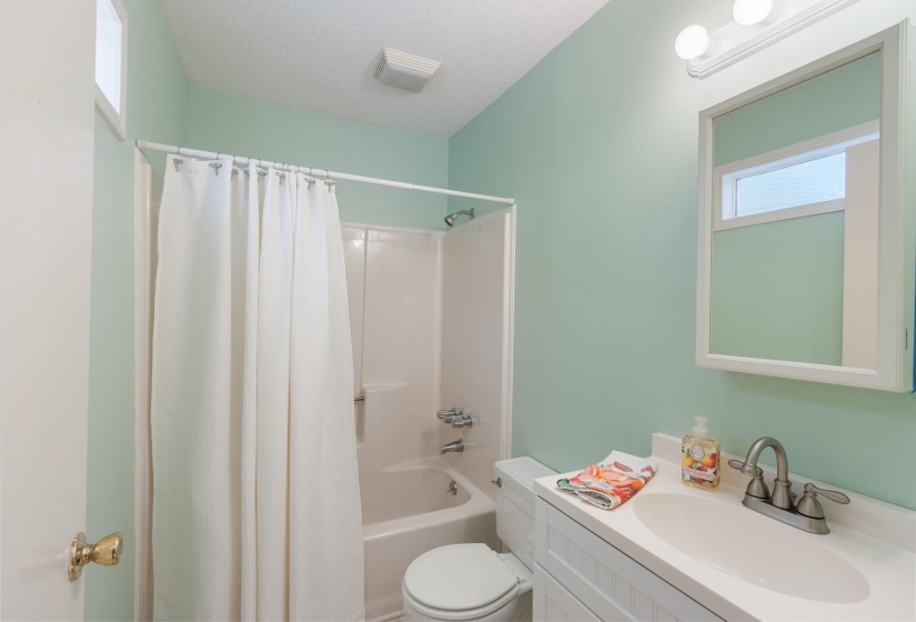 Perfect for Guests, Office, Art Studio