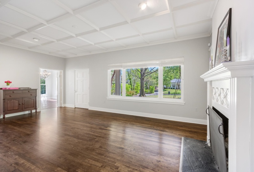 155 ROSE RD, Memphis, Tennessee 38117, 4 Bedrooms Bedrooms, 10 Rooms Rooms,3 BathroomsBathrooms,Residential,For Sale,ROSE,10193950