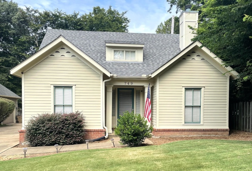 749 ECHLES CT, Memphis, Tennessee 38111, 5 Bedrooms Bedrooms, 8 Rooms Rooms,3 BathroomsBathrooms,Residential,For Sale,ECHLES,10193989