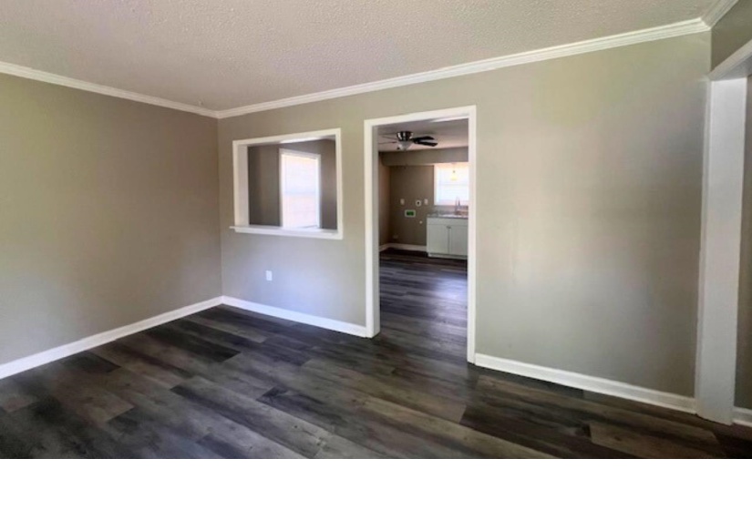 4710 HILLBROOK RD, Memphis, Tennessee 38109, 4 Bedrooms Bedrooms, 6 Rooms Rooms,2 BathroomsBathrooms,Residential,For Sale,HILLBROOK,10194066