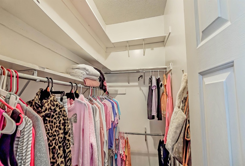 5712 CHESTER ST, Arlington, Tennessee 38002, 5 Bedrooms Bedrooms, 9 Rooms Rooms,3.1 BathroomsBathrooms,Residential,For Sale,CHESTER,10187301