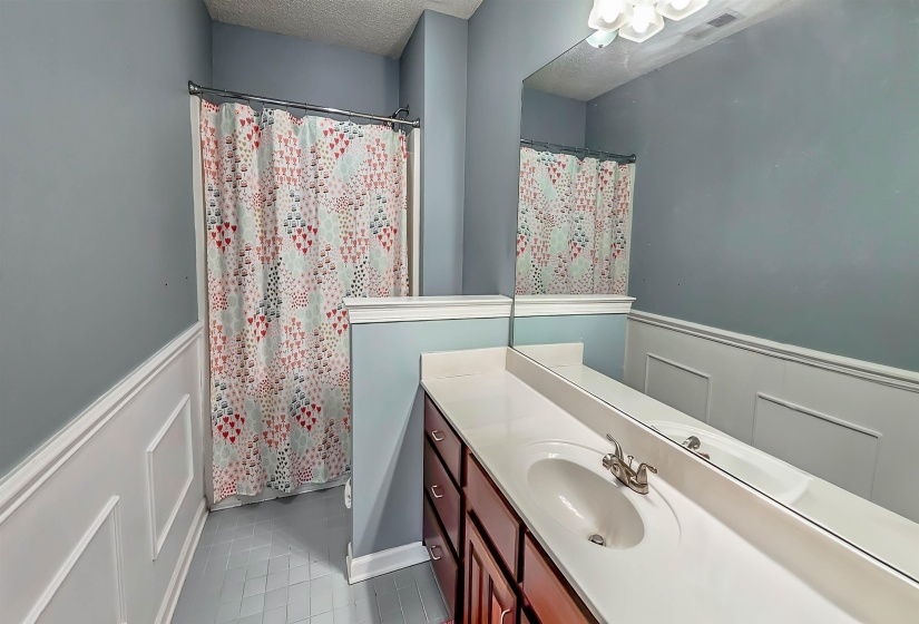 5712 CHESTER ST, Arlington, Tennessee 38002, 5 Bedrooms Bedrooms, 9 Rooms Rooms,3.1 BathroomsBathrooms,Residential,For Sale,CHESTER,10187301