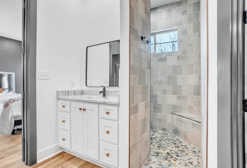 70 NATIVE LEAF CV, Savannah, Tennessee 38372, 6 Bedrooms Bedrooms, 19 Rooms Rooms,5.1 BathroomsBathrooms,Residential,For Sale,NATIVE LEAF,10193535