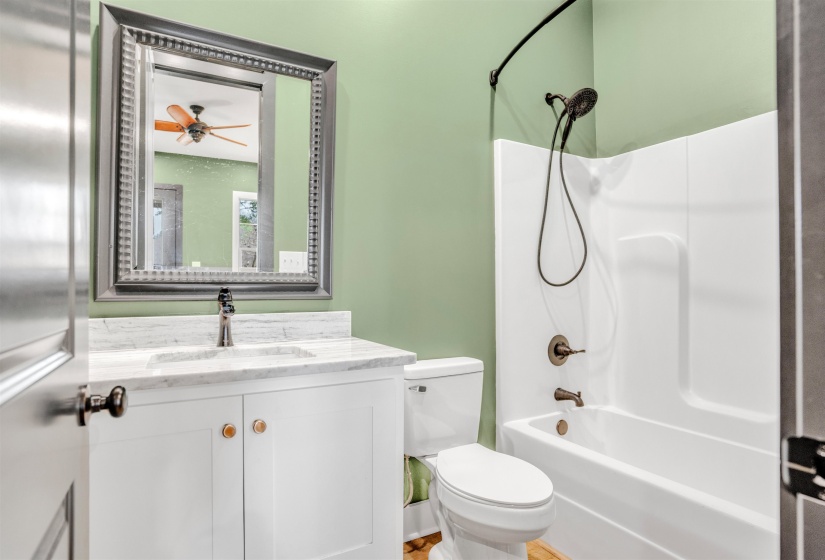 70 NATIVE LEAF CV, Savannah, Tennessee 38372, 6 Bedrooms Bedrooms, 19 Rooms Rooms,5.1 BathroomsBathrooms,Residential,For Sale,NATIVE LEAF,10193535