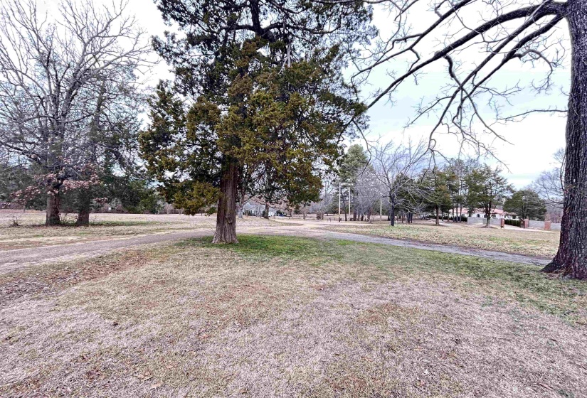 11381 MACON RD, Eads, Tennessee 38028, 2 Bedrooms Bedrooms, 5 Rooms Rooms,1 BathroomBathrooms,Residential,For Sale,MACON,10189510