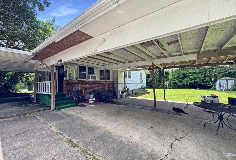 2436 FRAYSER BLVD, Memphis, Tennessee 38127, 4 Bedrooms Bedrooms, 10 Rooms Rooms,2 BathroomsBathrooms,Residential,For Sale,FRAYSER,10194670