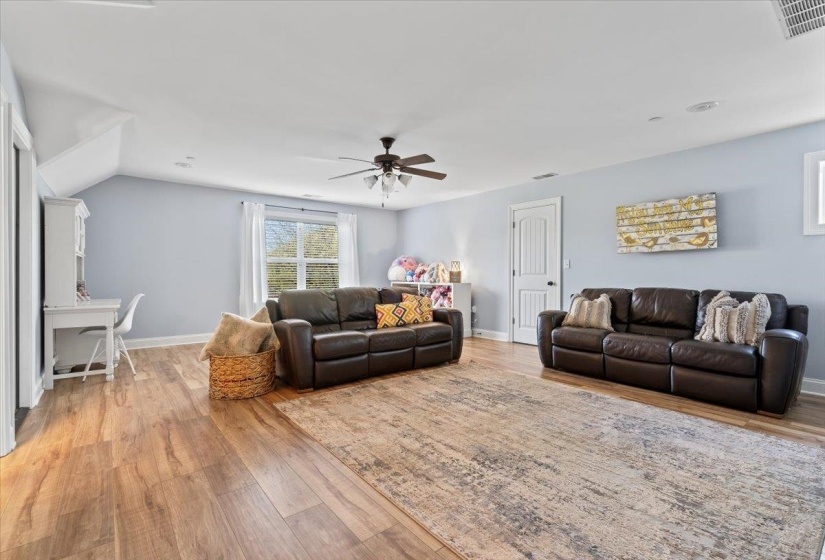 210 POPLAR ACRES RD, Piperton, Tennessee 38017, 4 Bedrooms Bedrooms, 12 Rooms Rooms,3.1 BathroomsBathrooms,Residential,For Sale,POPLAR ACRES,10194635
